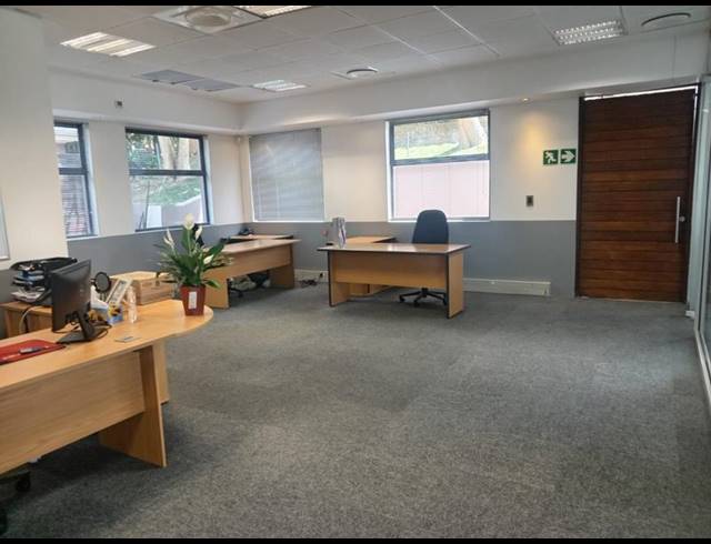 BUSINESS PROPERTY TO RENT IN DAWNCLIFFE